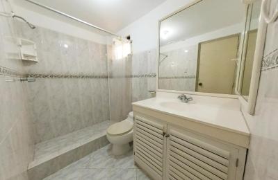 ALQUILER DE CASA EN CALLE LOS SAUCES, URB. SANTA VICTORIA